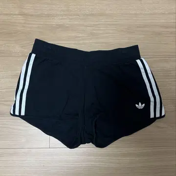 숏팬츠