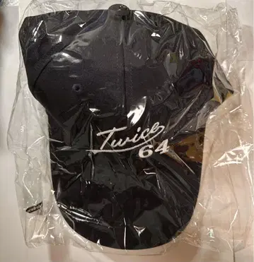[ 미사용 새상품 ] TWICE READYTOBE CAP MOMO
