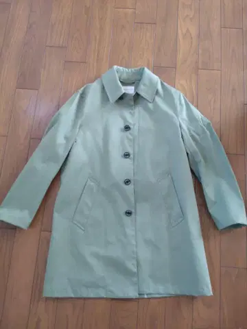 투모로우랜드 스텐카라 코트