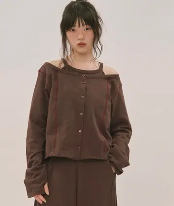 로인 뉘트 레이어드 디자인 맨투맨