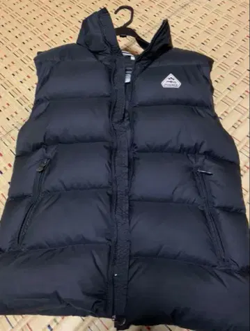 PYRENEX 후드 부착 다운 베스트 S 블랙 최종 가격 인하