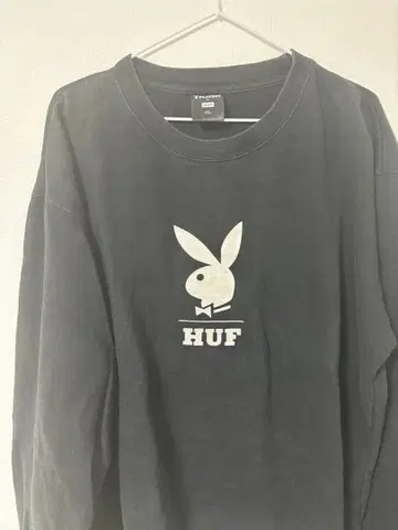 HUF x PLAYBOY 맨투맨