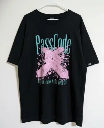PASS CODE 2025 투어 T셔츠 패스코드