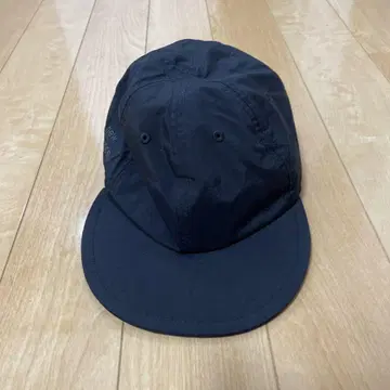 new balance 블랙 제트 캡 나일론