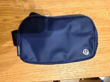 lululemon everywhere belt bag