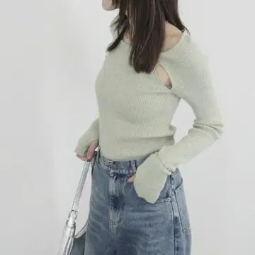 Reurie 슬릿 숄더 니트 민트