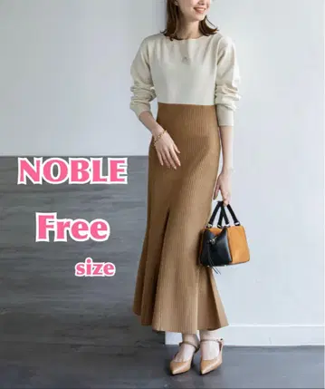 [ 새상품급 ] NOBLE 노블 라운드넥 바이 컬러 니트 원피스 F