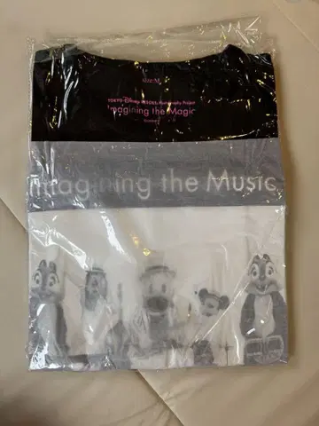 Imagining the Magic 티셔츠 M 사이즈