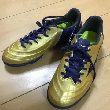 미즈노 축구화 23cm