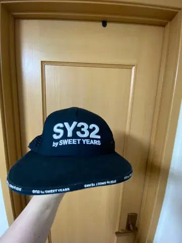 SY32 by SWEET YEARS 트래커 캡