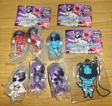 우주전대 큐렌쟈 스윙 러버 스트랩 세트