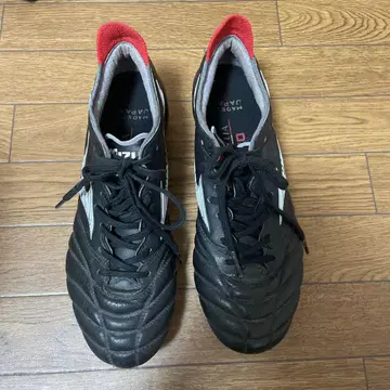 미즈노 모렐리아 네오 축구화