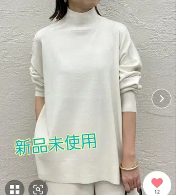 [ 새상품 ] LOUNGEDRESS 총침 하이넥 니트