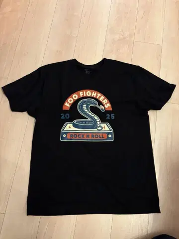 Foo Fighters 티셔츠