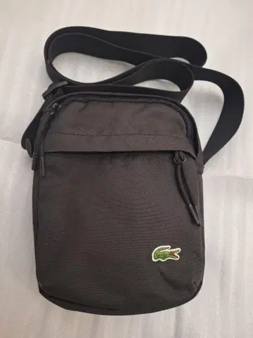 Lacoste 블랙 숄더백