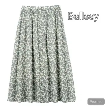 새상품급 Ballsey 보르지 투모로우랜드 롱 스커트 플레어 꽃무늬