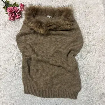 매킨토시 필로소피 퍼 돌먼 니트 베스트
