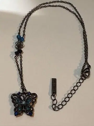 새상품급 ANNA SUI 안나수이 목걸이 나비 블랙 도금 블루 블루 계열