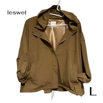 [ 미사용 새상품 ] leswel 카멜 후드티 L 사이즈 숏 기장