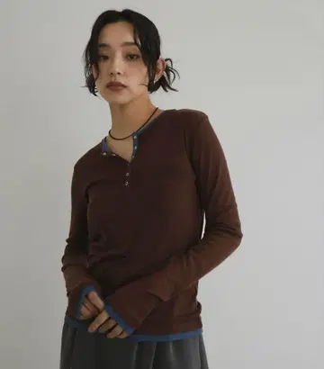 hellam 시어 탑 배색 헨리넥 시어 탑