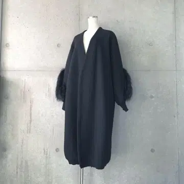 아쓰리드 UN3D. SLEEVEFURKNIT 슬리브 퍼 니트 가디건