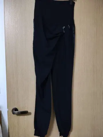 RINASCIMENTO 블랙 허리 저리 조거 팬츠 사루엘