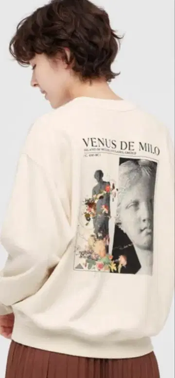 UNIQLO 루브르 박물관 맨투맨 긴팔 밀로의 비너스 XL 사이즈
