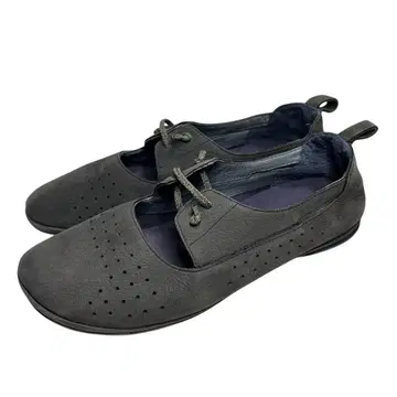 새상품급 CAMPER 캠퍼 라이트니나 가죽 플랫슈즈 38