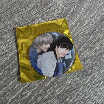25시, 아카사카에서 판매 종료한 캔뱃지