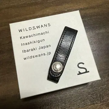 WILDSWANS LEAF 풀 그레인 브라이들 블랙