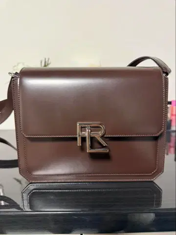 [ 박스 포함 새상품 ] 폴로 랄프로렌 브라운 가죽 숄더백