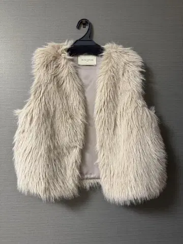 유나이티드 애로우즈 인조 모피 숏 베스트