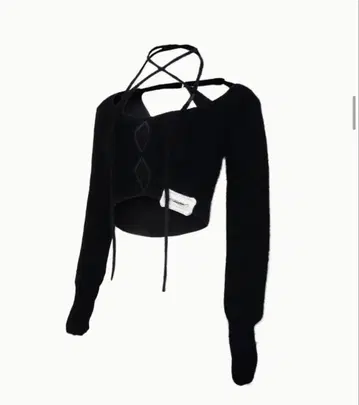 S fluffy tie tops cropped THEREDTHREAD