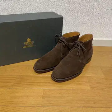 CHERTSEY 7.5E 스웨이드 다크 브라운 처카 부츠