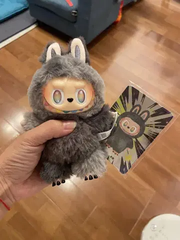 정품: POP MART 봉제 인형 그레이