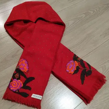 DRIES VAN NOTEN 벨기에제 꽃무늬 자수 울 머플러