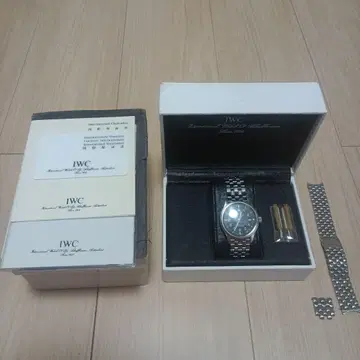 IWC 자동 와인딩 시계 블랙