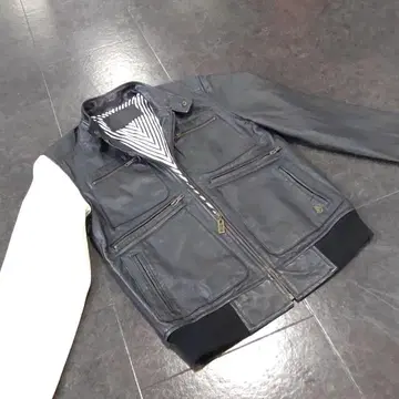 [새상품급 volcom] 싱글 라이더 자켓 돈피 어시멘틀리 레어품