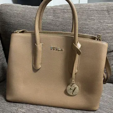 FURLA 베이지 핸드백