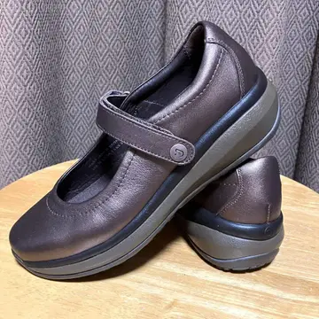 미사용 새상품 joya 저야 신발 컴포트 슈즈 23cm 브론즈