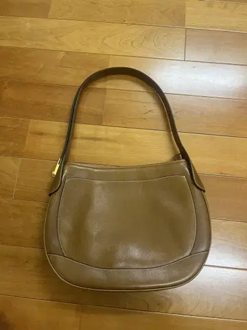 델보 가죽 숄더백 브라운