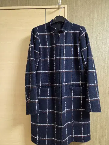 네이비 체크 코트