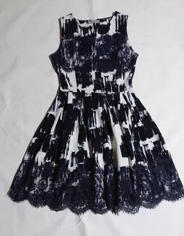 FAS FILLE A SUIVRE PARIS 슬리브리스 무릎 기장 원피스