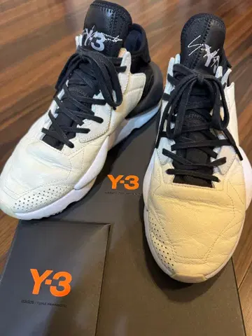 Y-3 KAIWA 화이트/블랙 하이컷 스니커즈