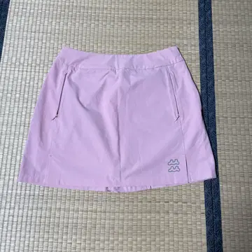 핑크 골프 스커트 슬릿 포함