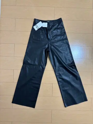 ZARA 가죽 와이드 팬츠 택 포함 새상품