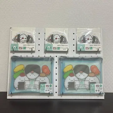 제일복권 E상 2개 F상 3개 세트. 모두 오니기리 군이 들어있습니다.
