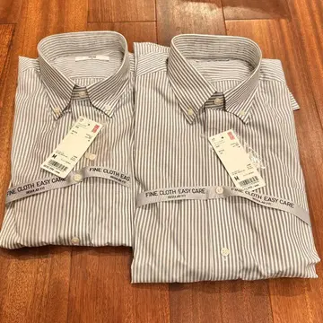 UNIQLO 그레이 와이셔츠 M 사이즈 2장 세트 정가 5980엔