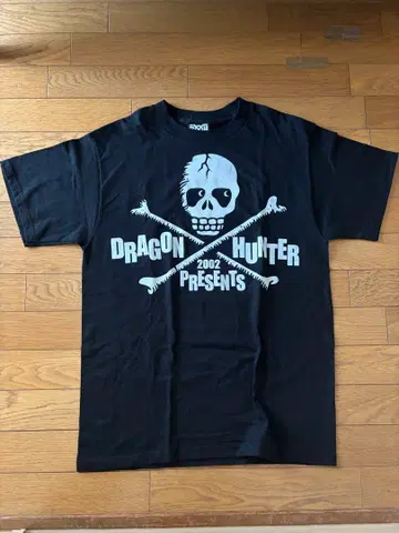레어 크림 소다 바운티 헌터 드래곤 헌터 T셔츠 사이즈 M