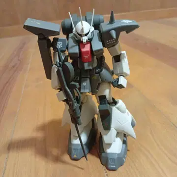 HGUC 1/144 AMX-011 자쿠 III
